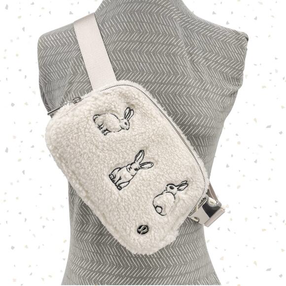 claire's mini unicorn backpack Claire's Club Glitter Unicorn Mini Backpack